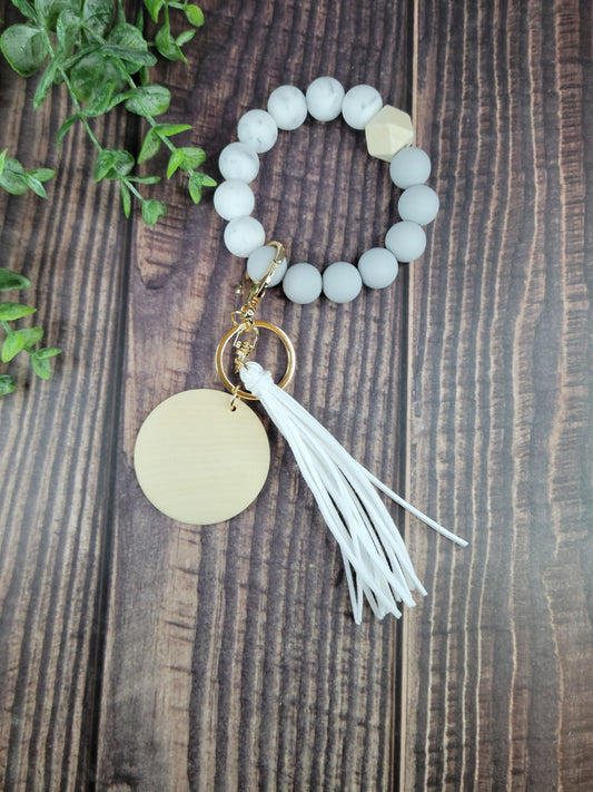 Customizable Silicone beaded wristlet with wood disc, engraved wood disc, keychain, keys, silicone beads