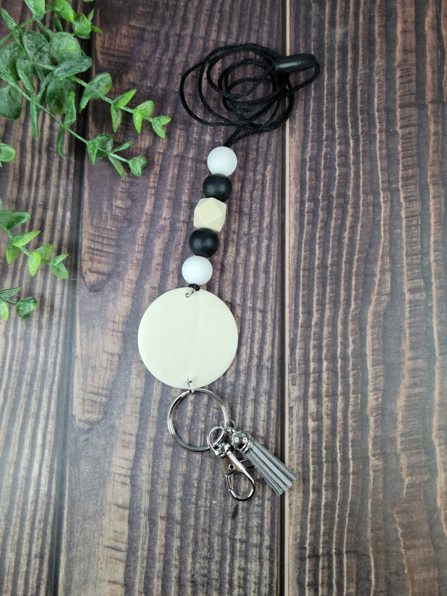 Customizable Silicone beaded lanyard with wood disc, engraved wood disc, keychain, keys, silicone beads