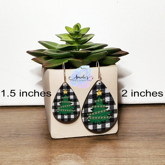 Drop Earrings, Dangle Earrings, Christmas Earrings, Christmas Tree, Lighted Tree, Buffalo Plaid, Teardrop Earrings, Drop earrings jewelry