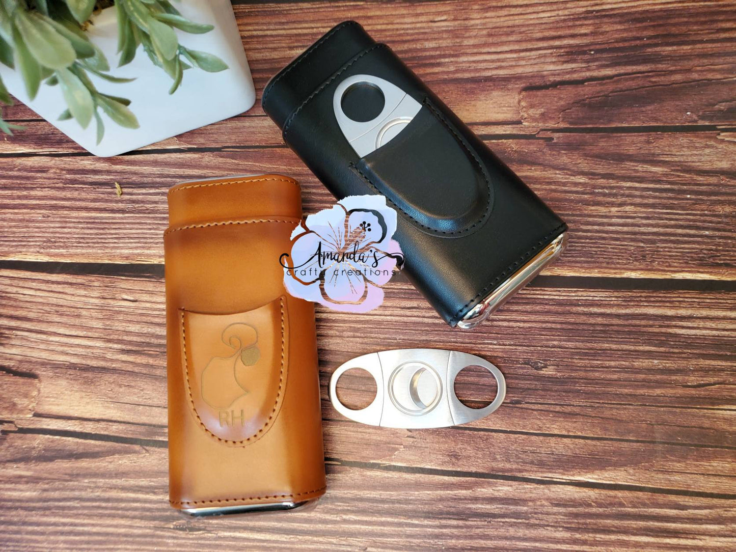 Customizable travel humidor